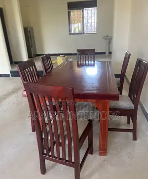 Beautiful Solid Wood 6-Seater Dining Table Set