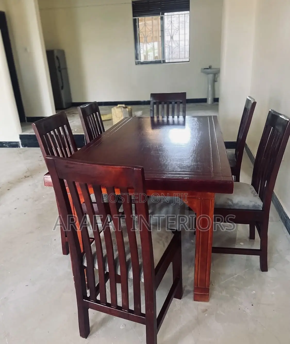 Beautiful Solid Wood 6-Seater Dining Table Set