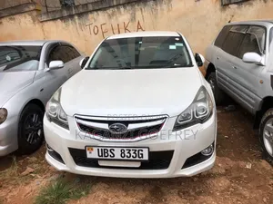 Subaru Legacy 2009 White