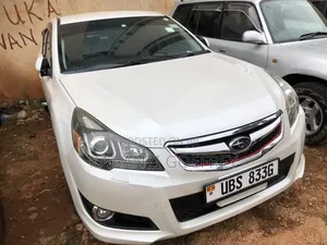 Subaru Legacy 2009 White