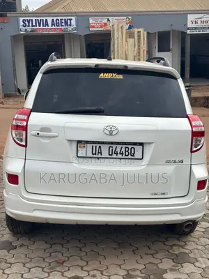 Toyota RAV4 2013 White