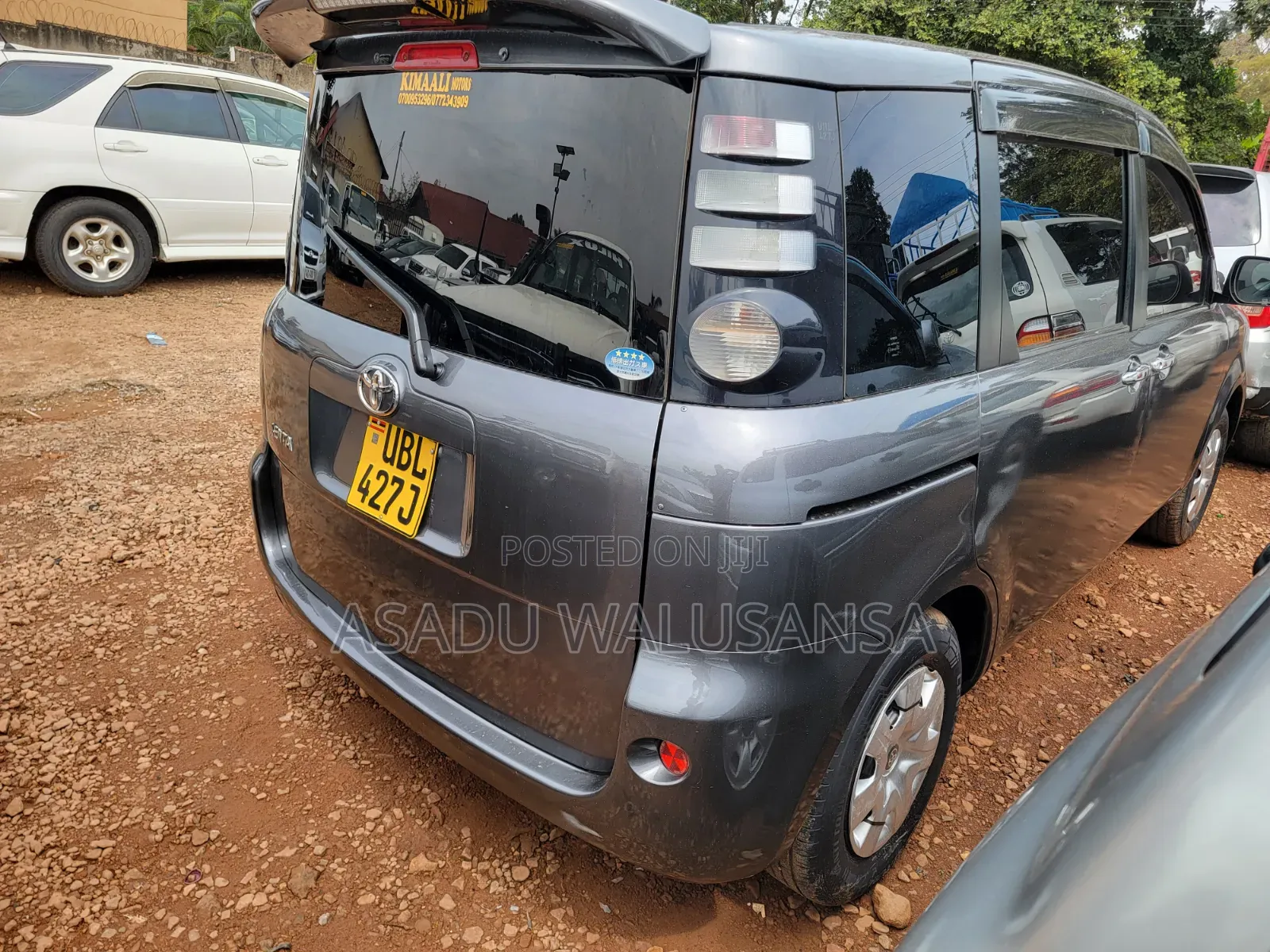 Toyota Sienta 2006 Black
