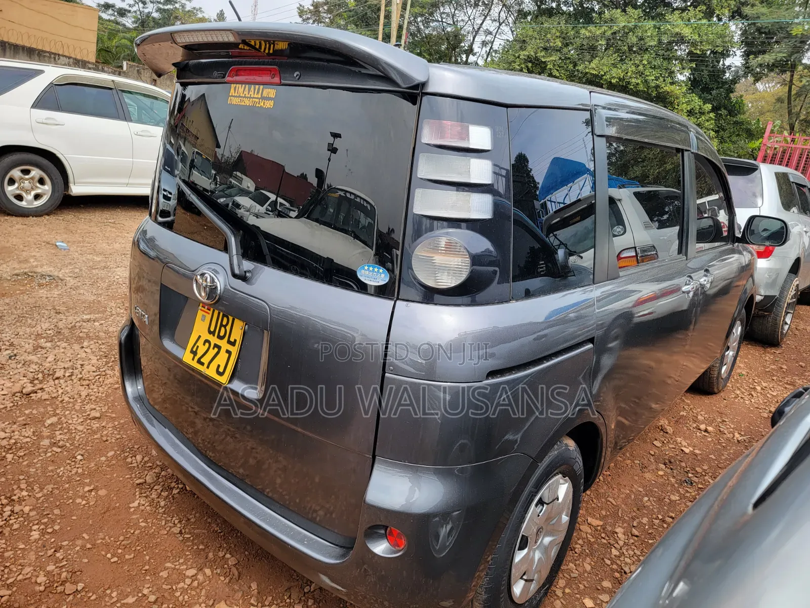 Toyota Sienta 2006 Black
