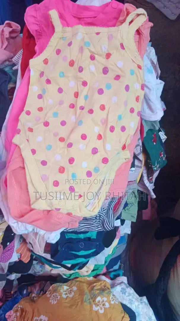 First Class Second Hand Cloths for Kids From U.K ,Canada and Germany