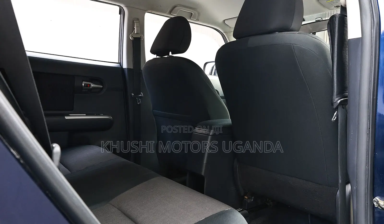 Toyota Corolla Rumion 2013 Blue