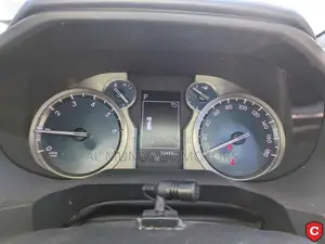 Toyota Land Cruiser Prado 2.7 2023 Pearl