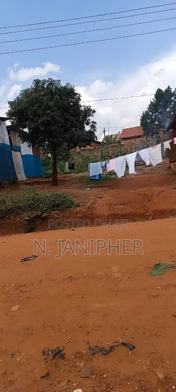 Plot for Sale in Matugga 100by100 Ftat