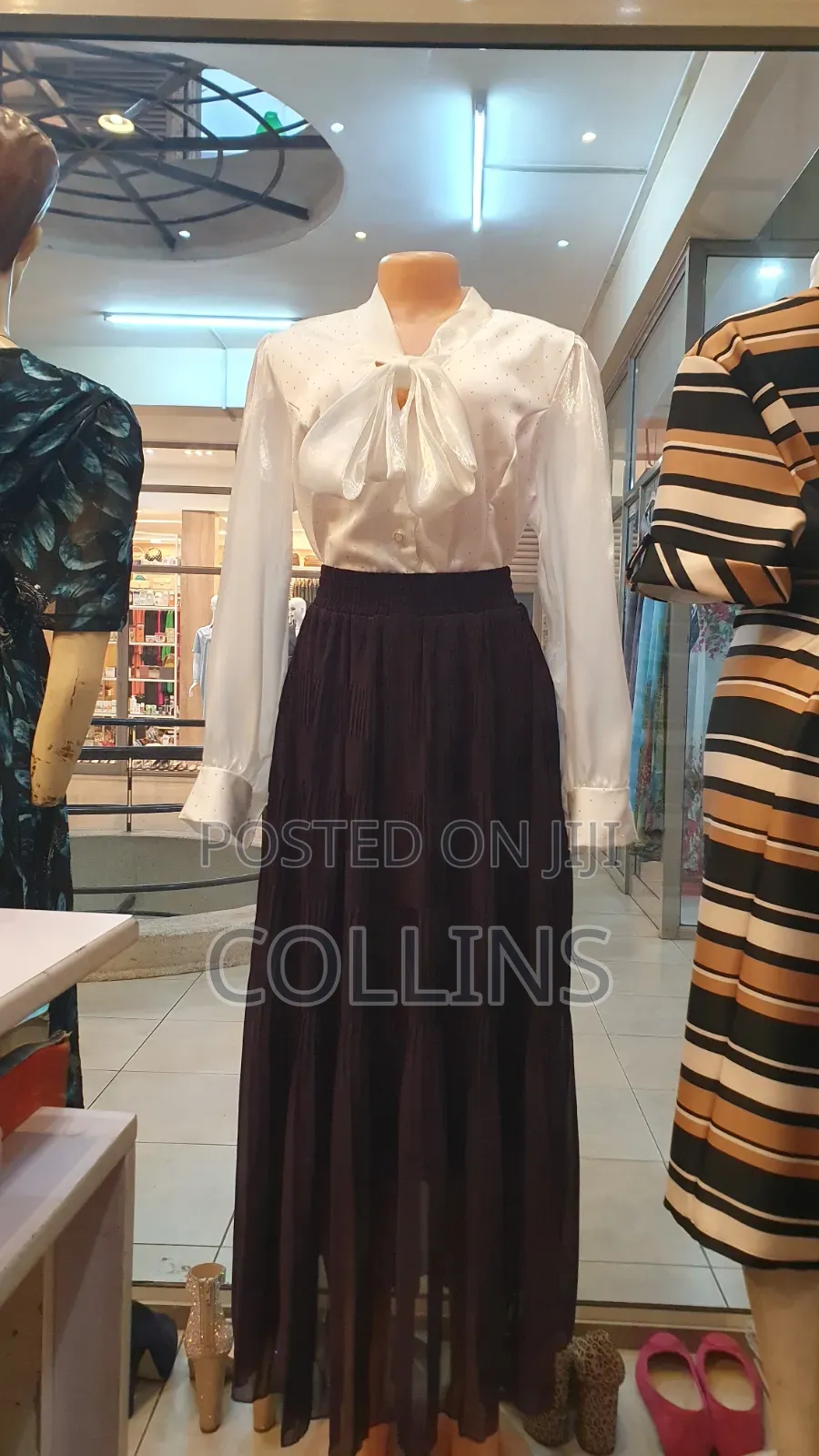 Complete Ladies Outfit,Blouse and Skirt