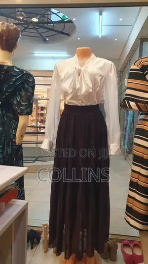 Complete Ladies Outfit,Blouse and Skirt
