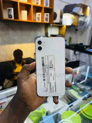 Apple iPhone 11 128 GB White