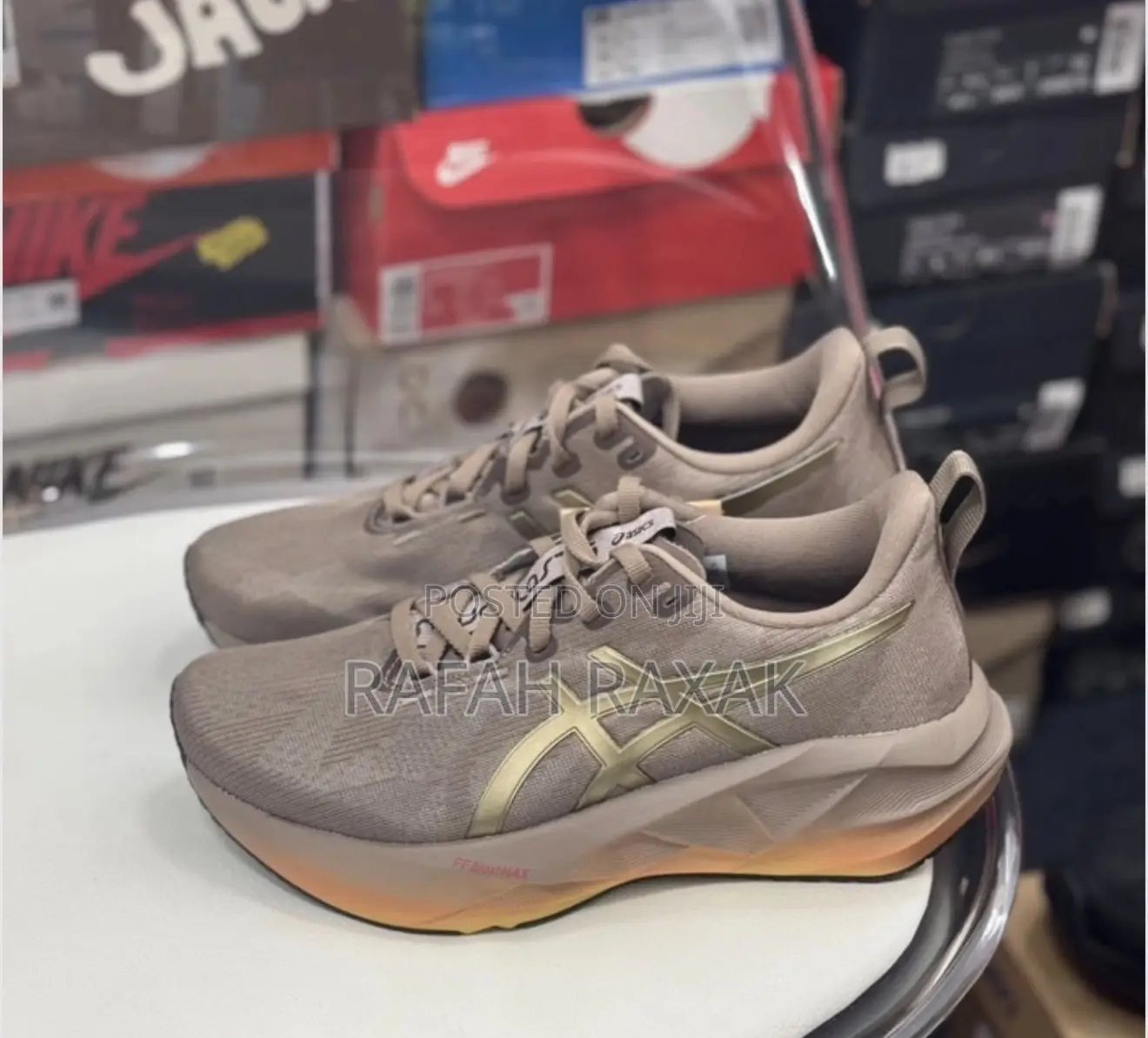 Original Men’S Brown/Gold Asics Novablast 5 Luxe Running Sneakers