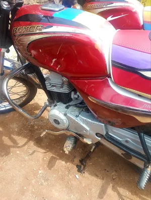 Bajaj Boxer 100 2022 Red