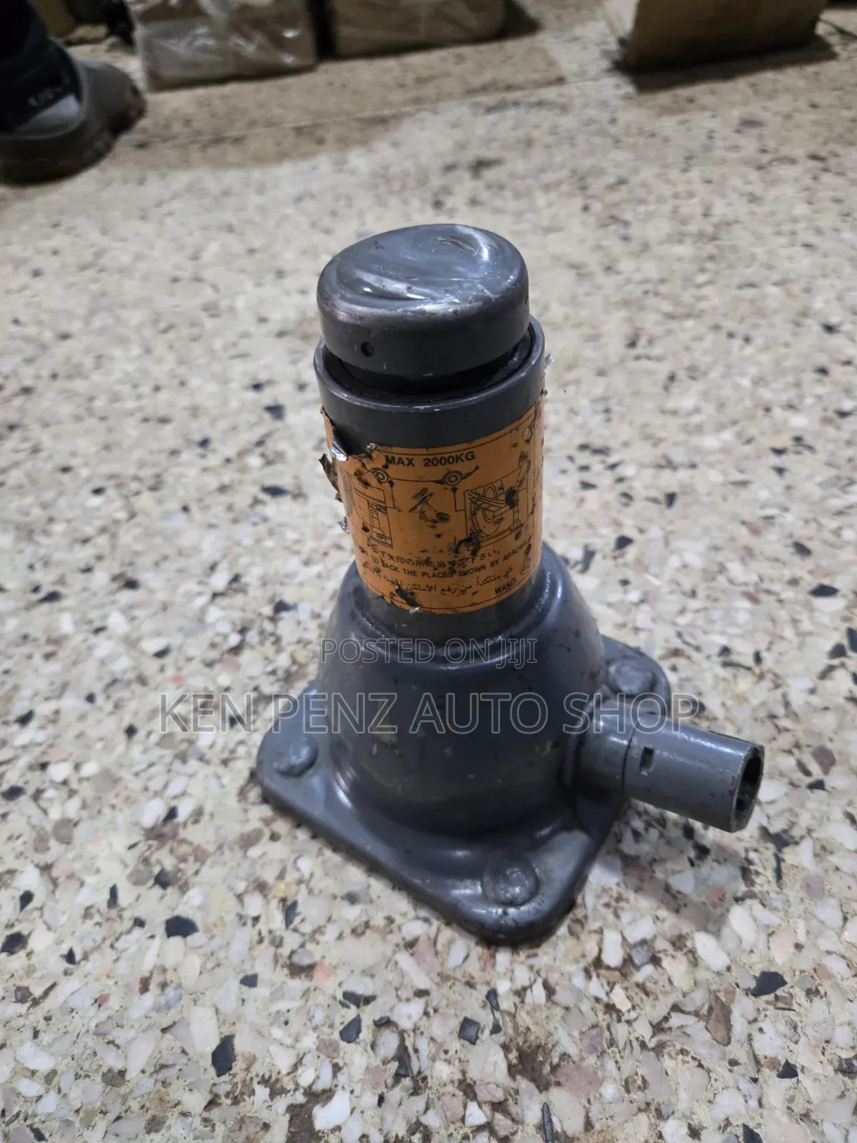 Hydraulic Bottle Jack / Jerk for Nissan Cars
