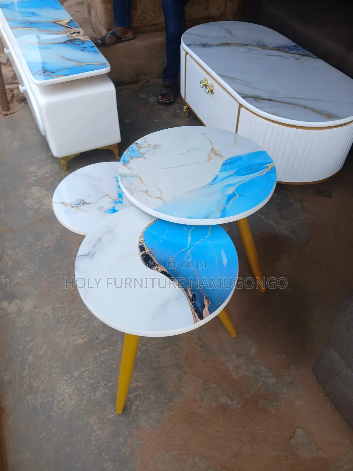 Simply Centre Table