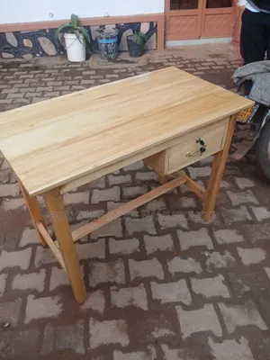 Simply Centre Table