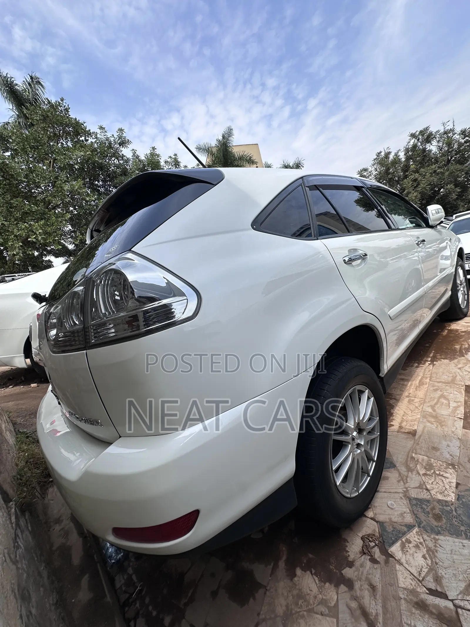 Toyota Harrier 2010 White