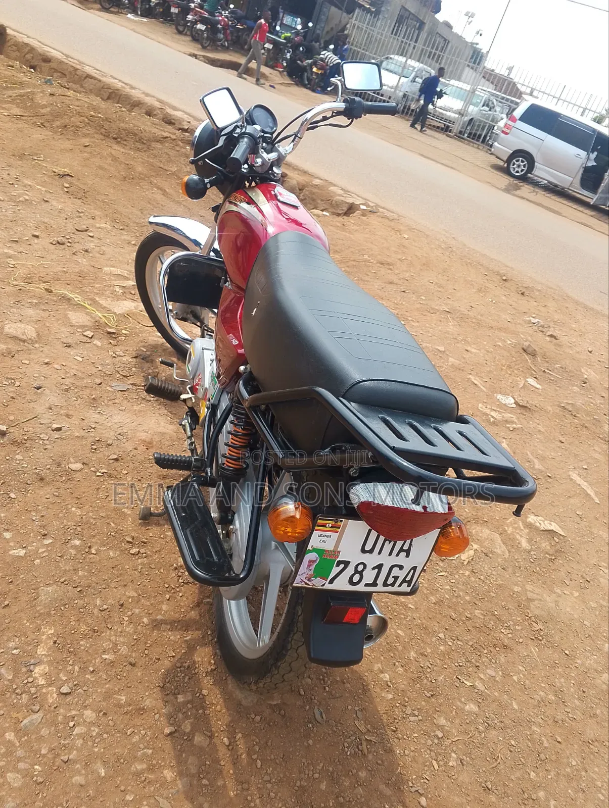 Bajaj Boxer 100 2025 Red