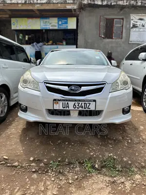 Subaru Legacy 2012 White