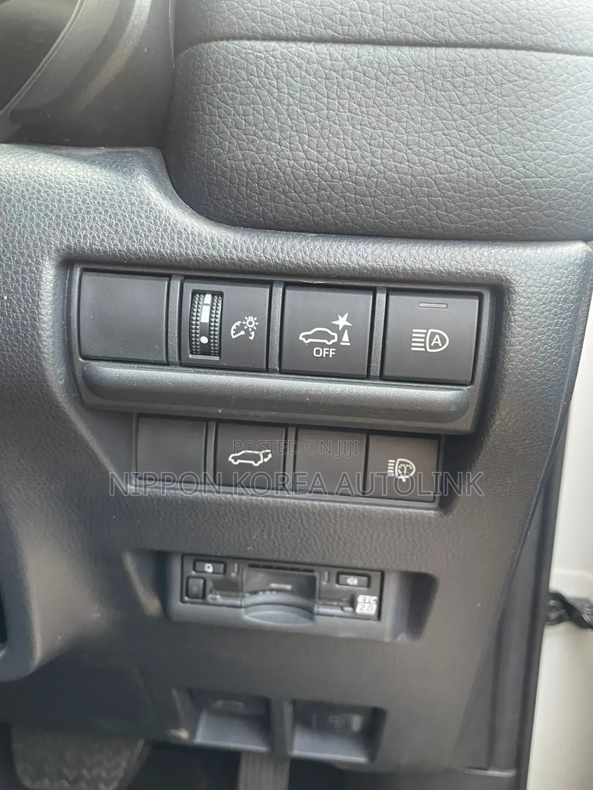 Toyota Land Cruiser Prado 2024 White