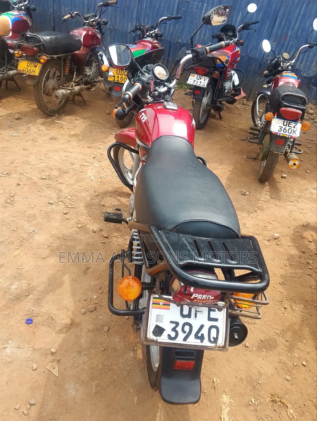TVS HLX 125 2022 Red