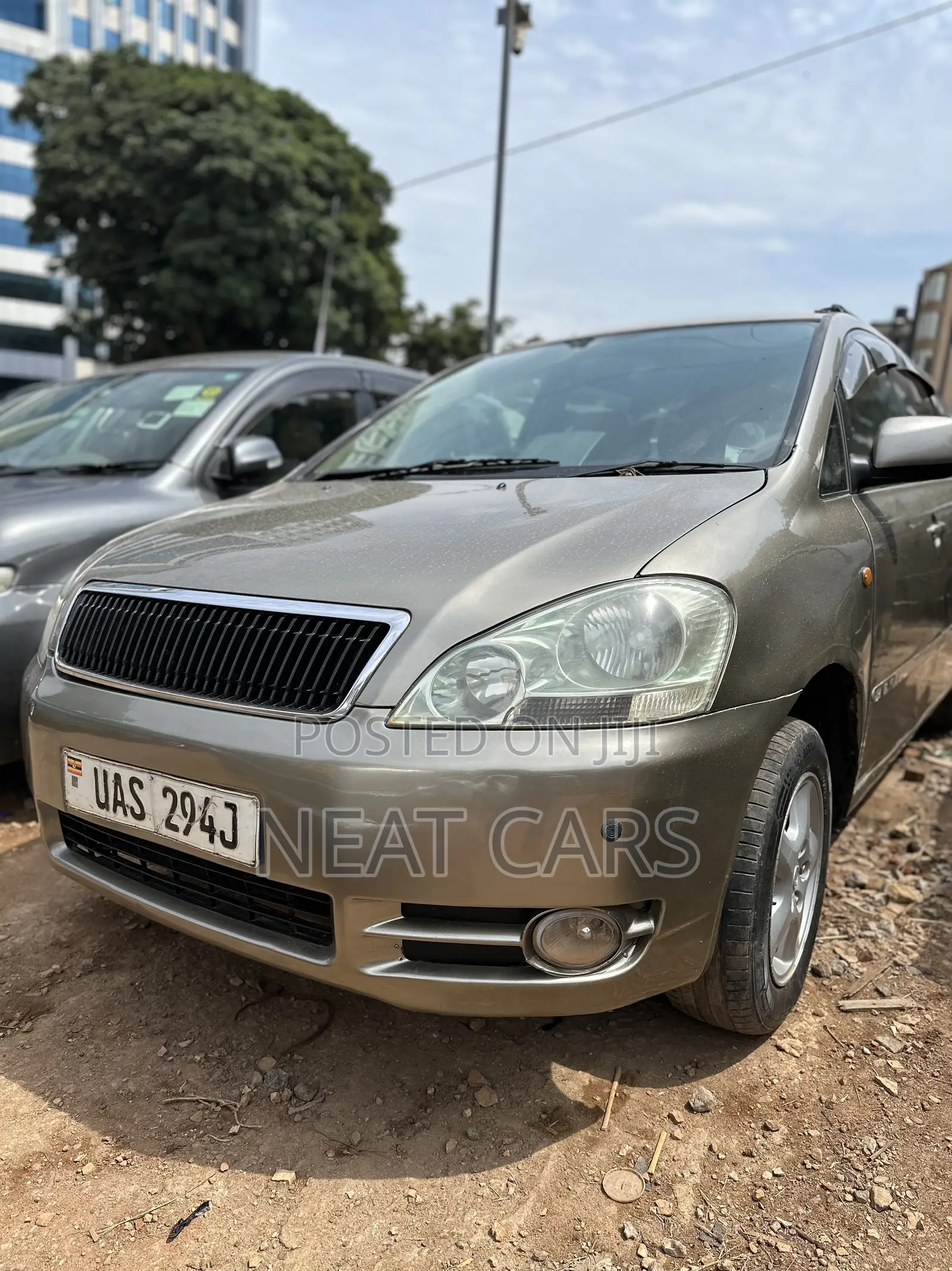 Toyota Picnic 2.0 FWD 2002 Gold