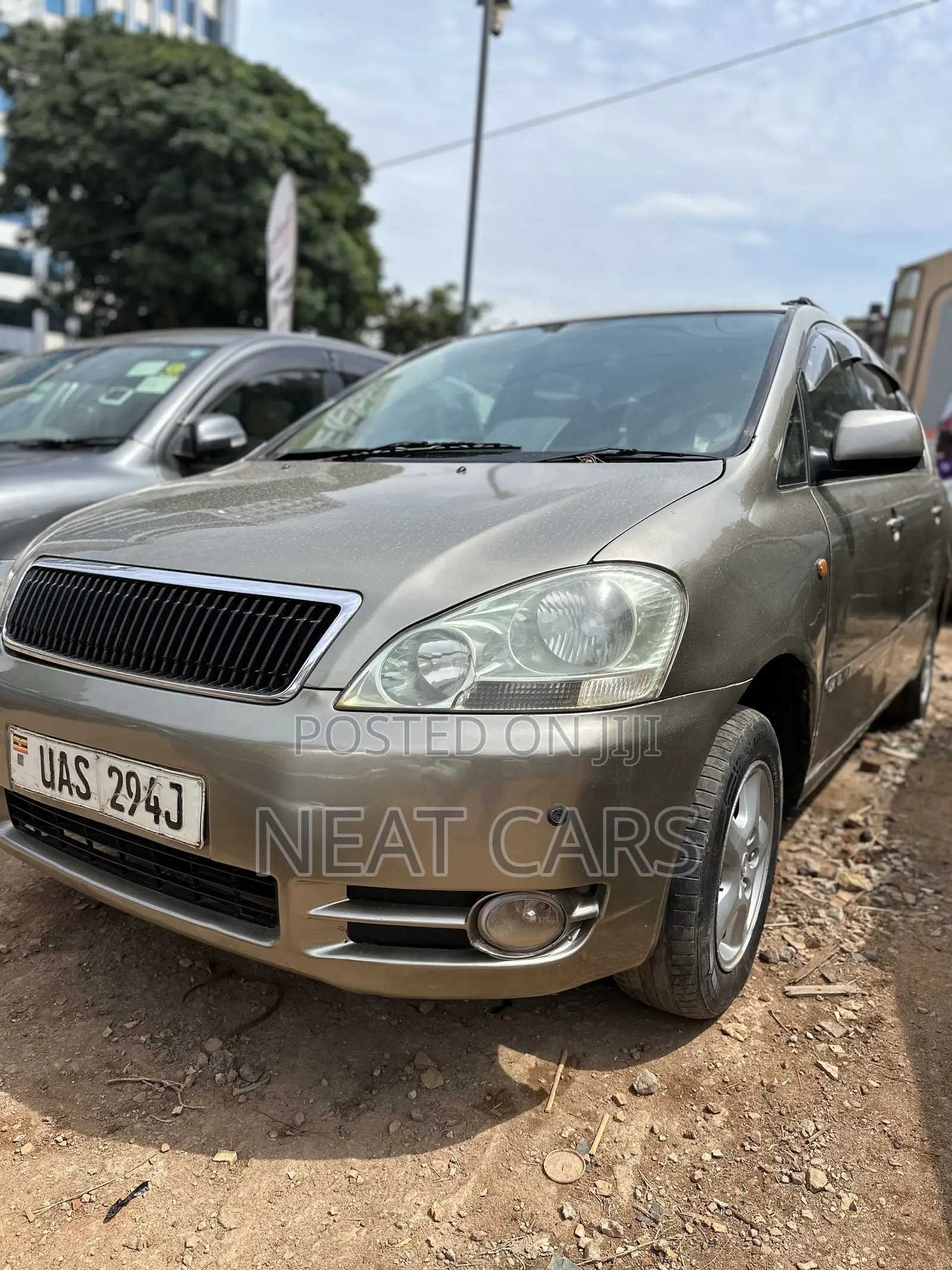 Toyota Picnic 2.0 FWD 2002 Gold
