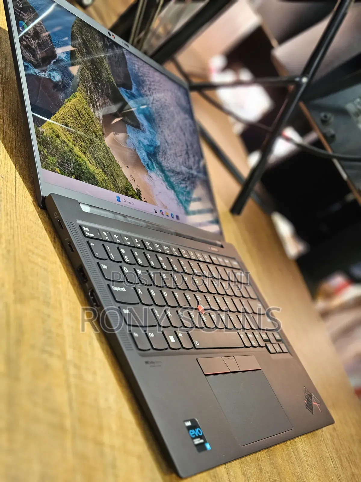 New Laptop Lenovo ThinkPad X1 Carbon 16GB Intel Core i7 SSD 512GB