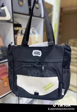 A Good Quality Waterproof Tot Bag