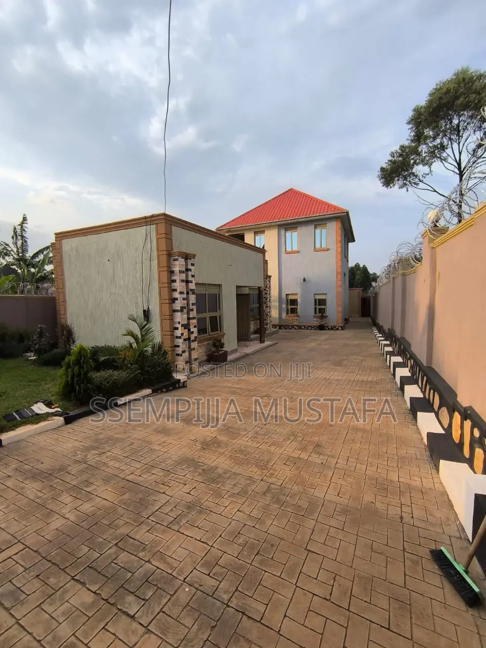 Mini Flat in Senge Estate, Wakiso / Wakiso for sale