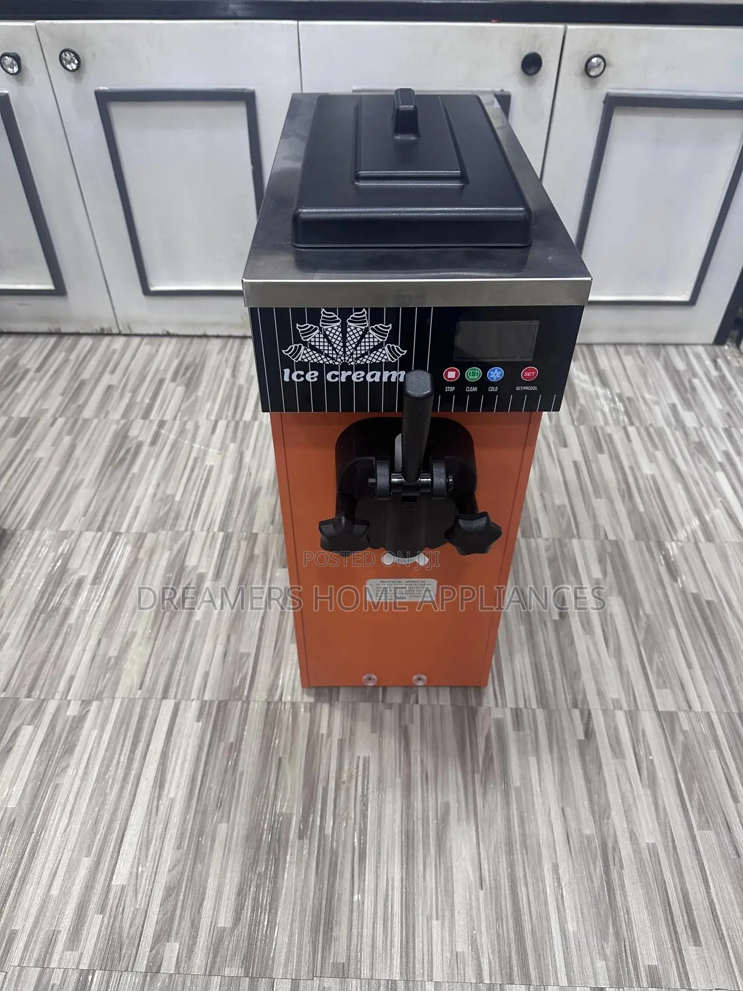 Ice Cream Machine