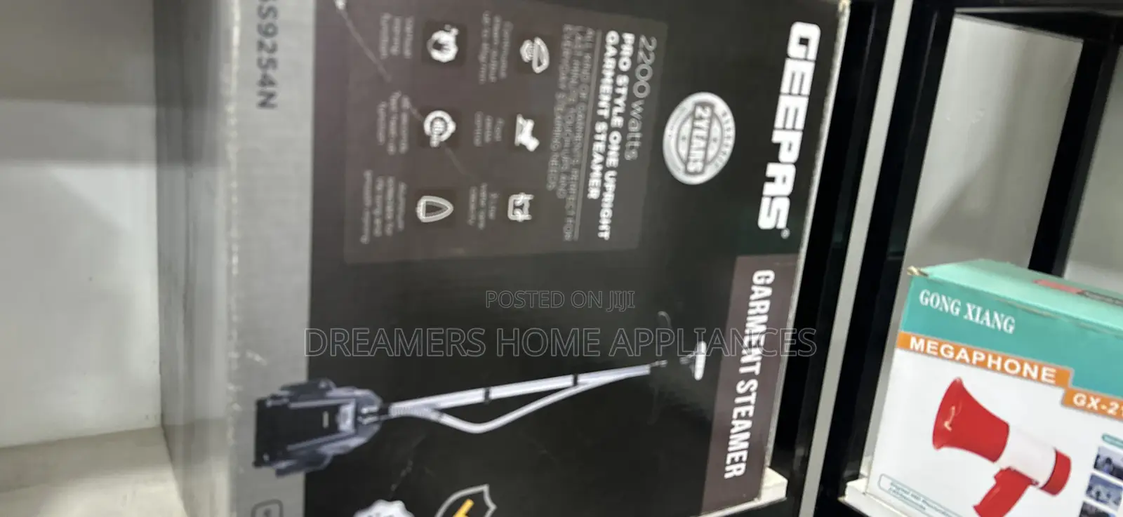 Geepas Carpet Cleaner