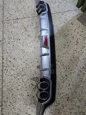 Car Rear Bumper Diffuser for Toyota Premio, Mark X and Subaru