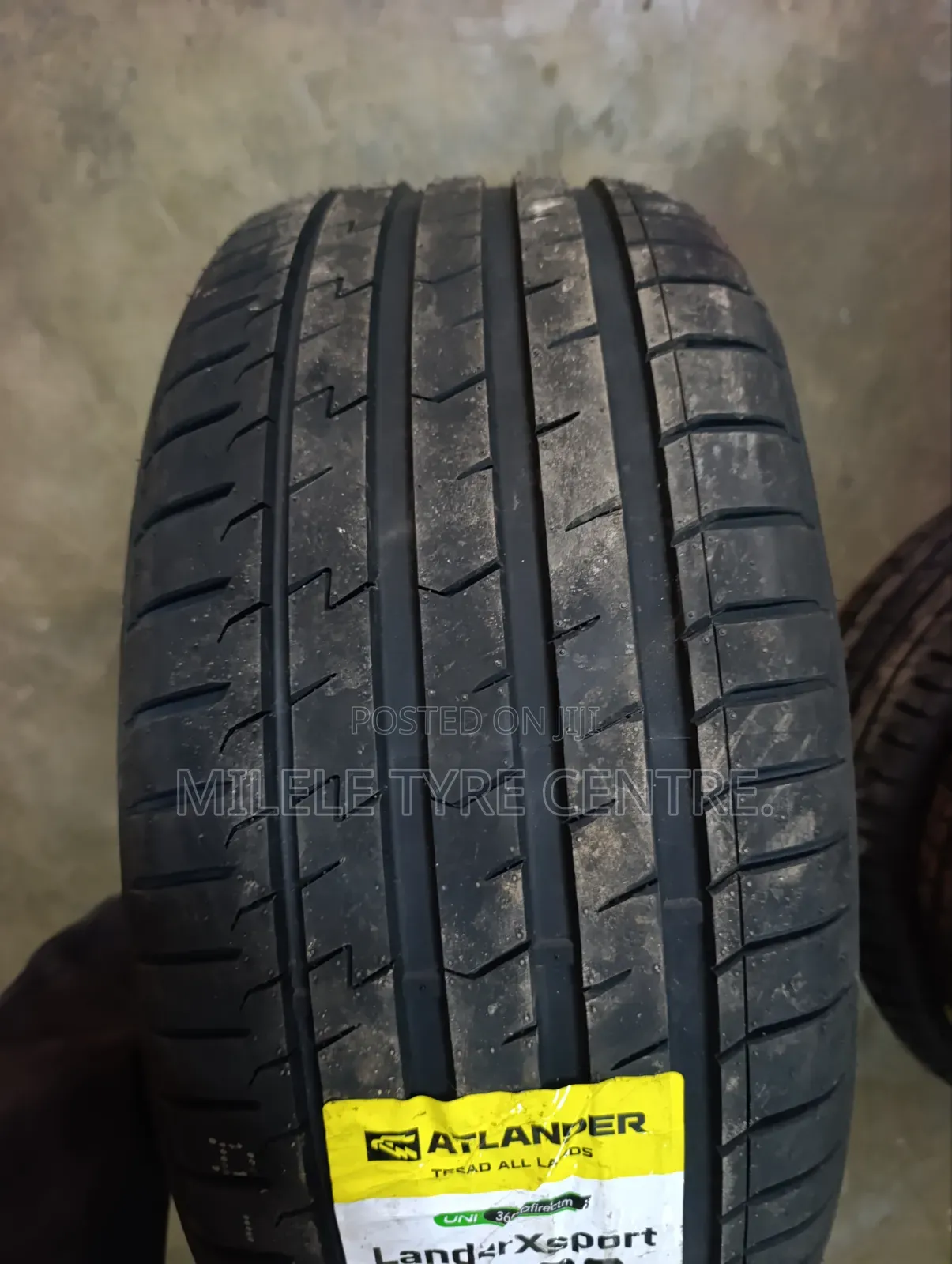 225/45r18 Atlander