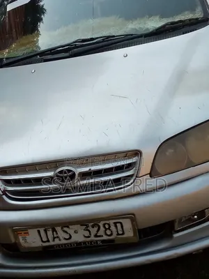 Toyota Ipsum 2000 Silver