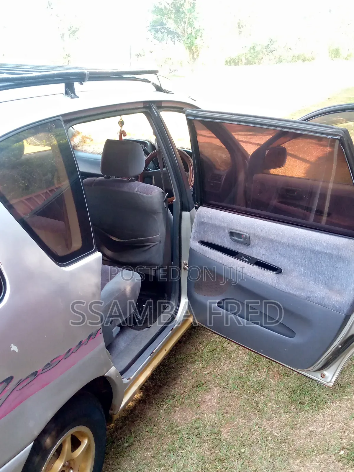 Toyota Ipsum 2000 Silver