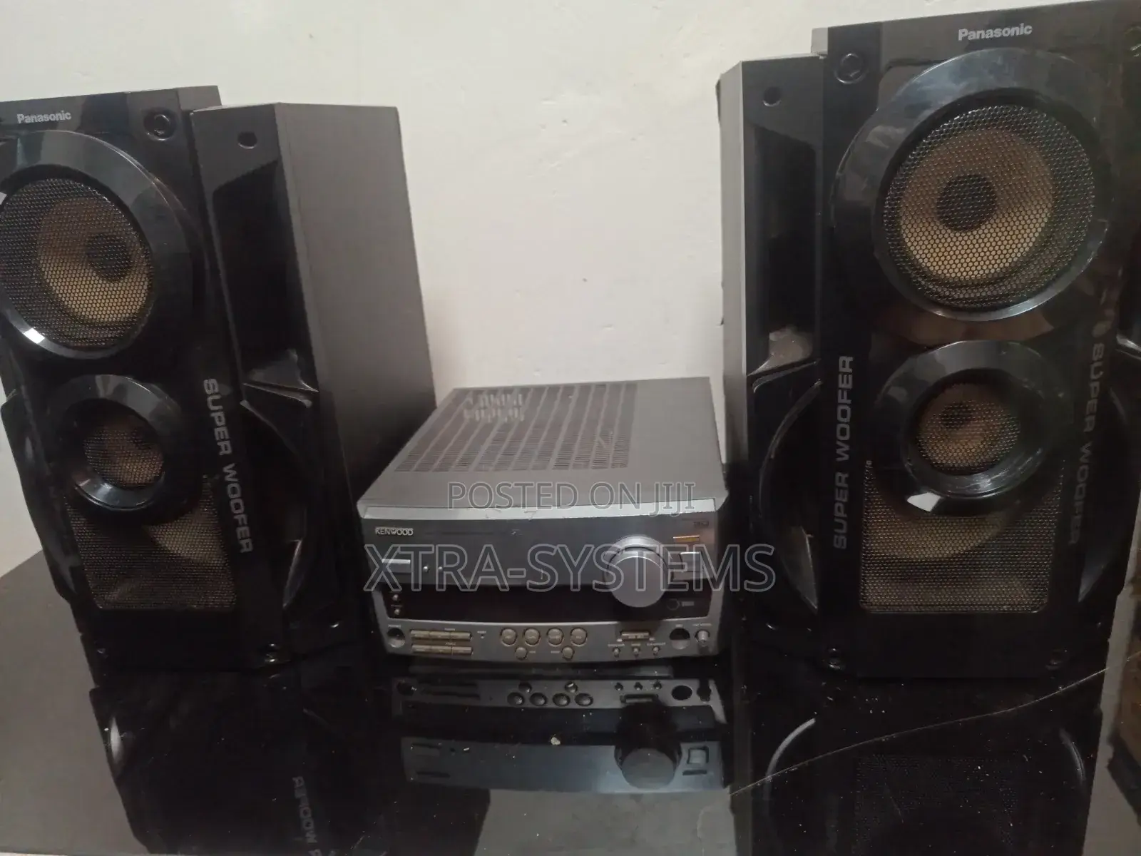 Powerful Kenwood Amplifier With Panasonic Super Woofer Speakers