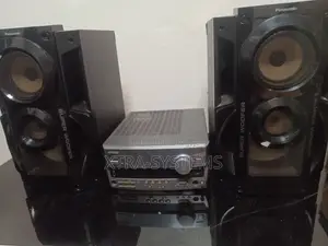 Powerful Kenwood Amplifier With Panasonic Super Woofer Speakers