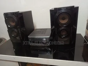 Powerful Kenwood Amplifier With Panasonic Super Woofer Speakers