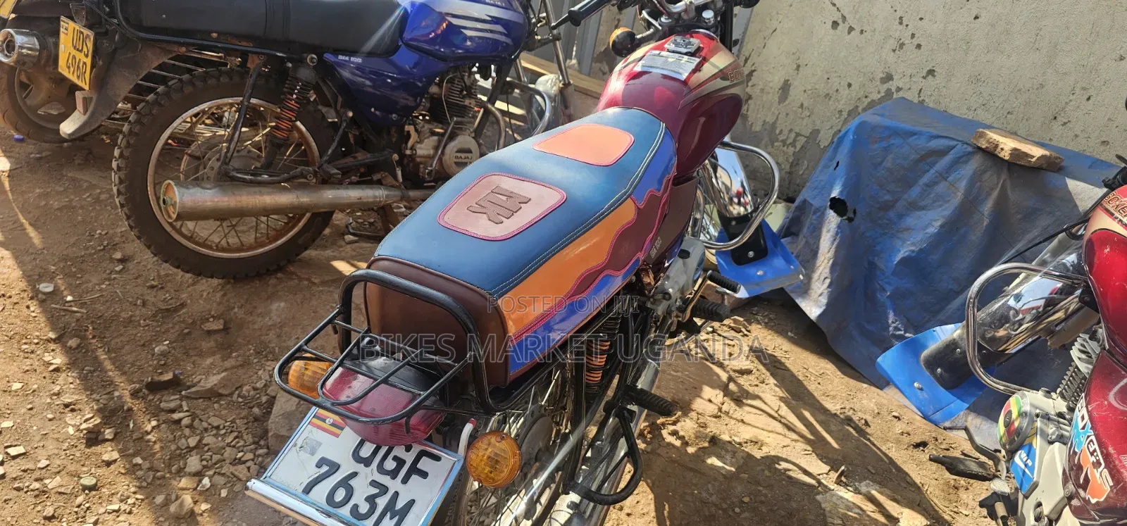 Bajaj Boxer 2025 Red