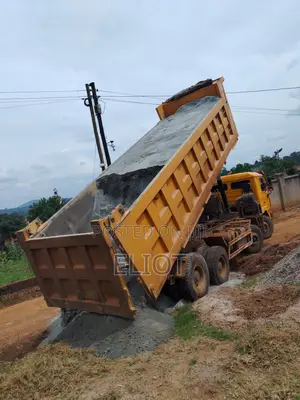 Sino Truck Aggregates Machine Crushed