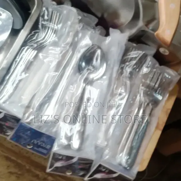 24 Pieces of Stainless Steel Utensil Sets