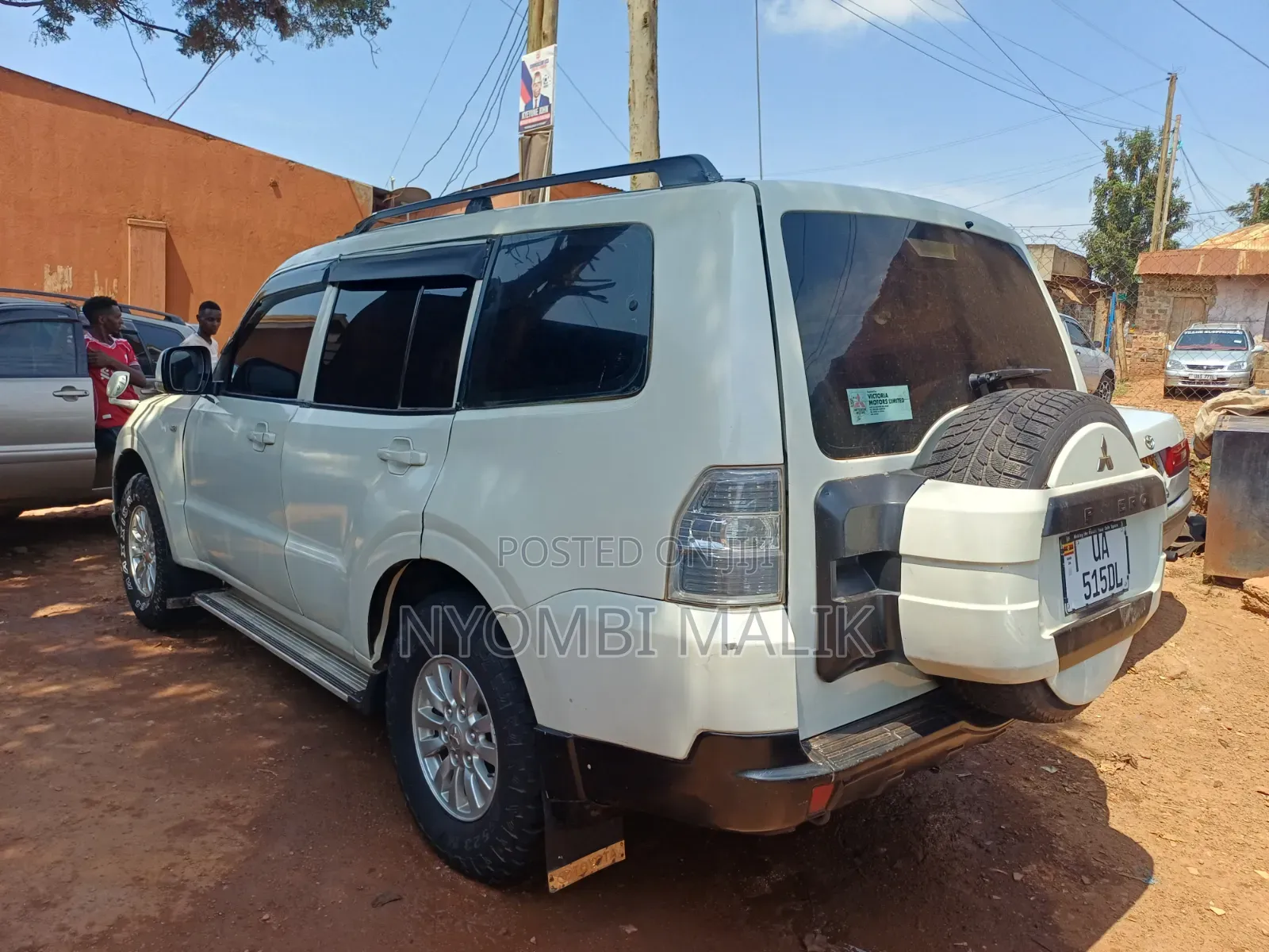 Mitsubishi Pajero 2010 White
