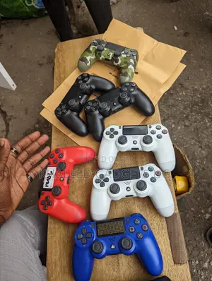 Original Ps4 Controllers