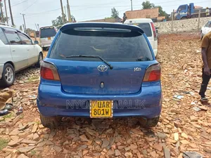 Toyota Vitz 1999 Blue