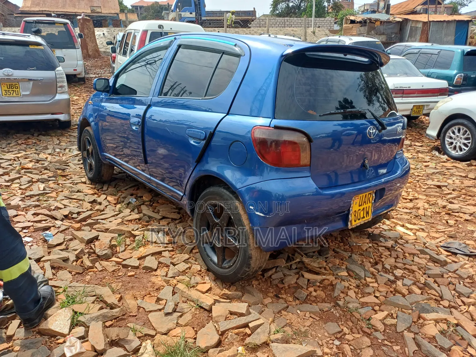 Toyota Vitz 1999 Blue