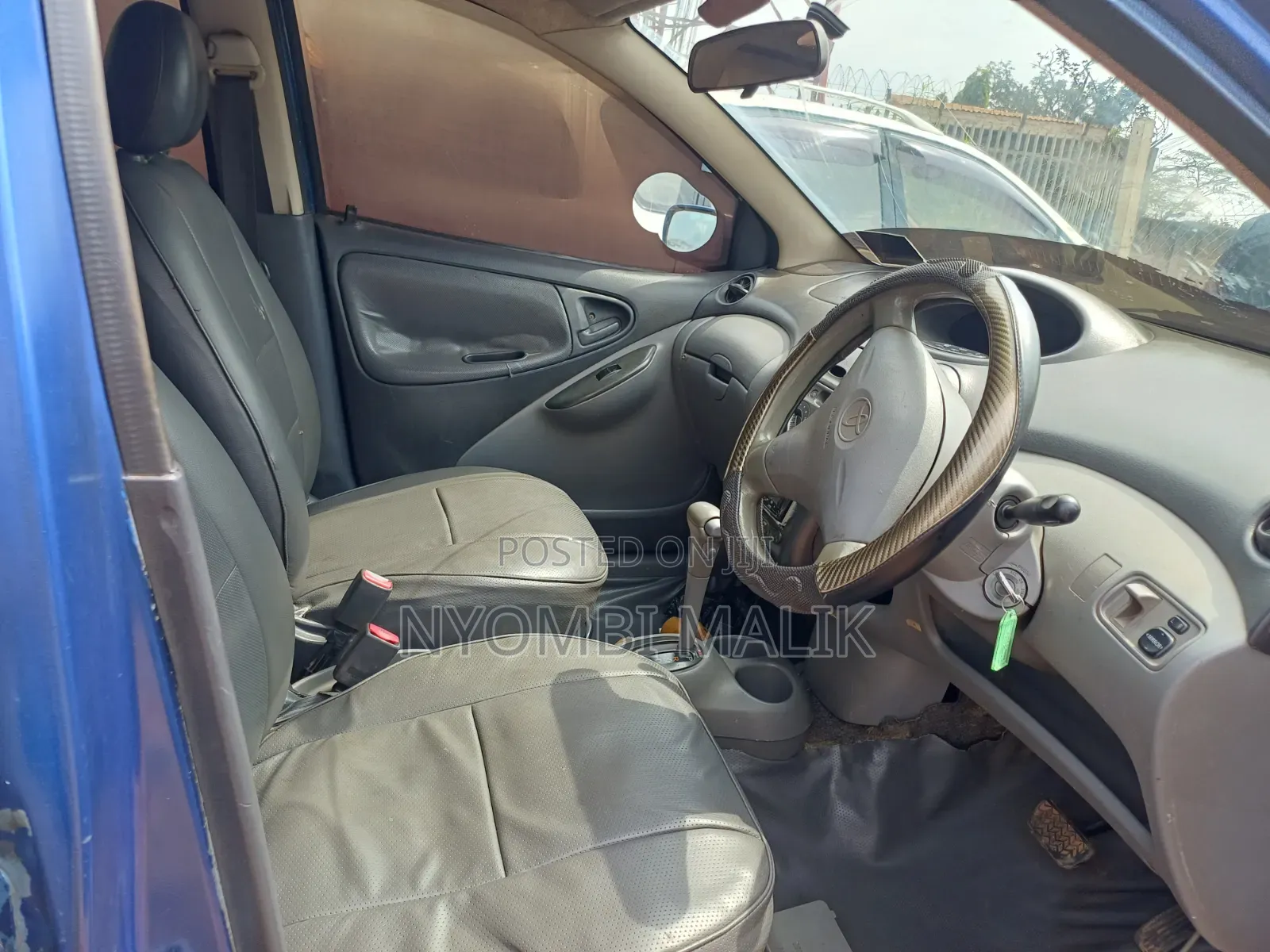 Toyota Vitz 1999 Blue