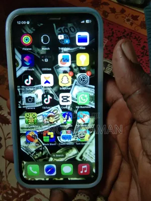 Apple iPhone X 64 GB Black