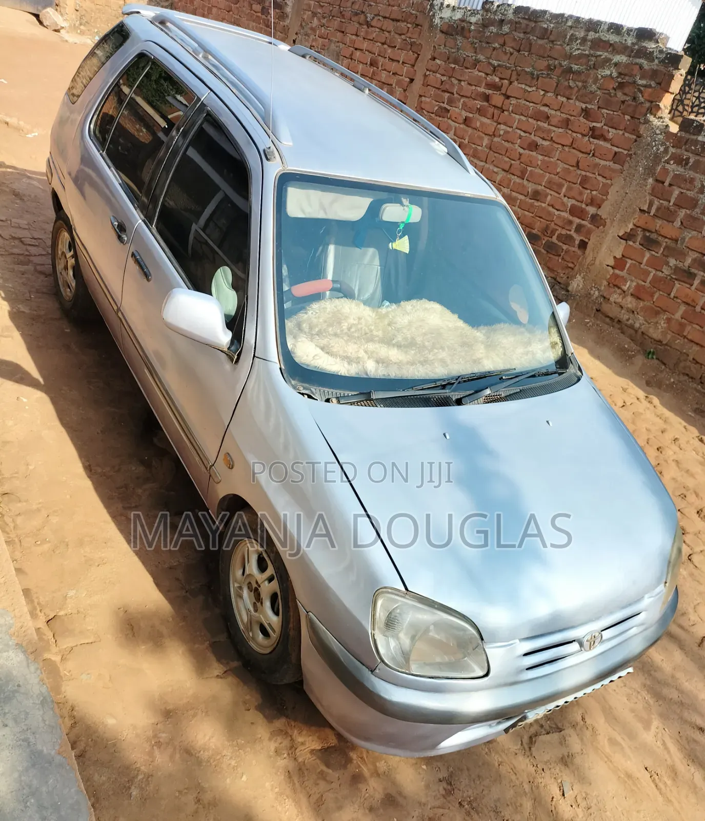 Toyota Raum 1.5 AWD 2002 Gray