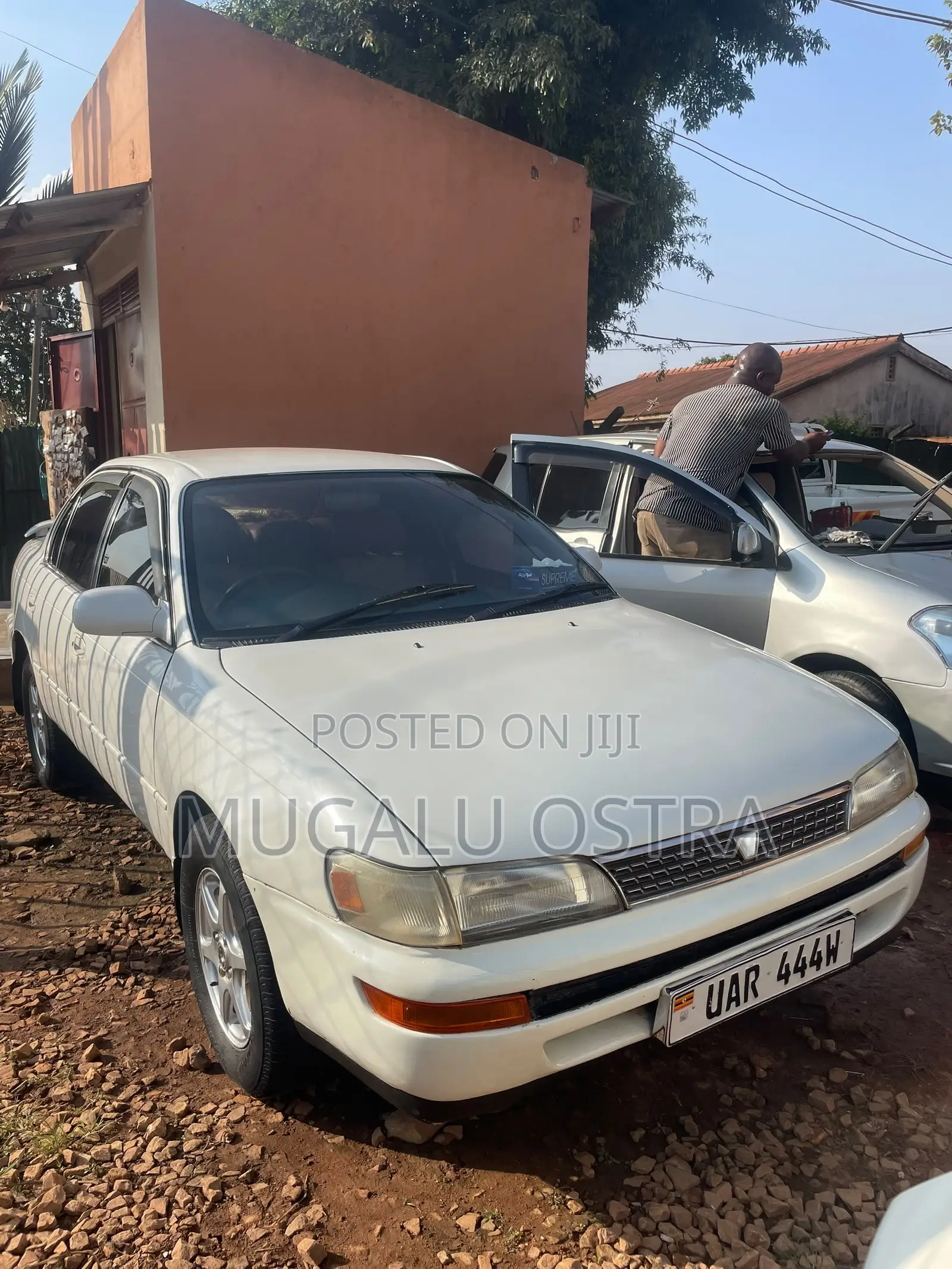 Toyota Corolla 1997 White