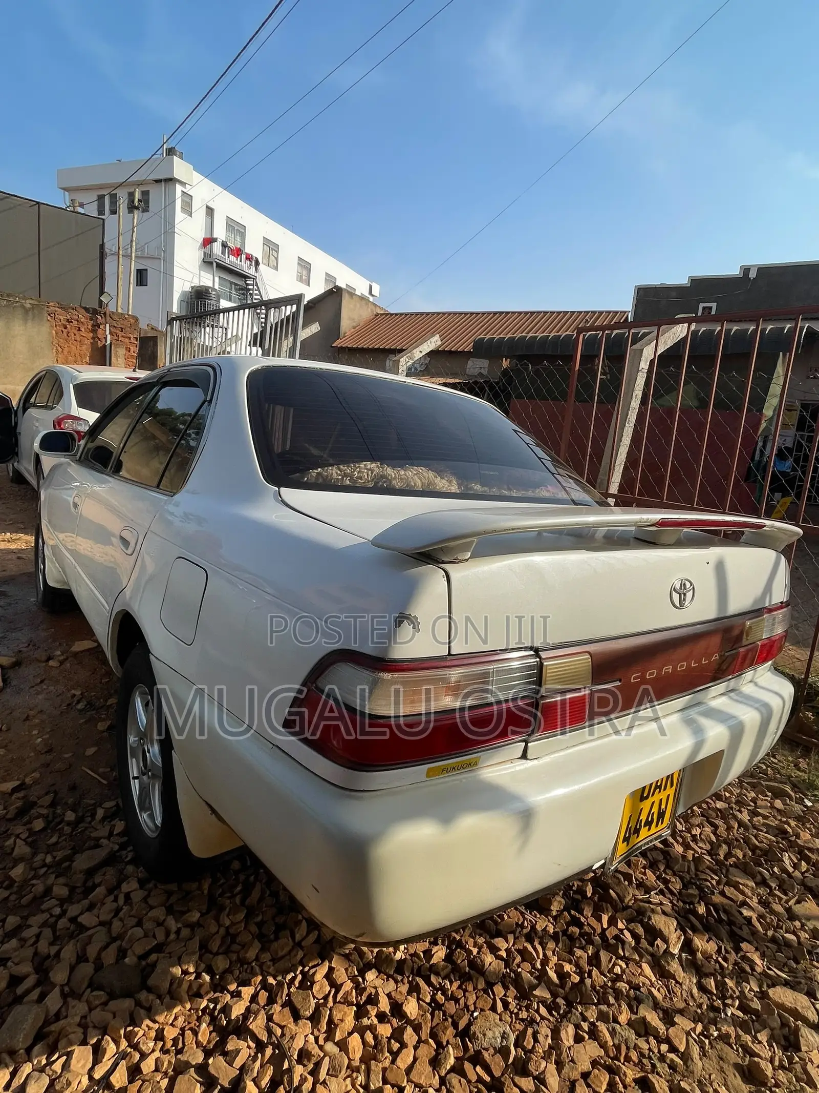 Toyota Corolla 1997 White